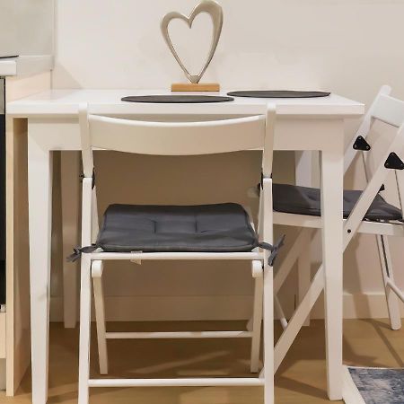 טיראנה Home Inn Apartment Near City Center מראה חיצוני תמונה